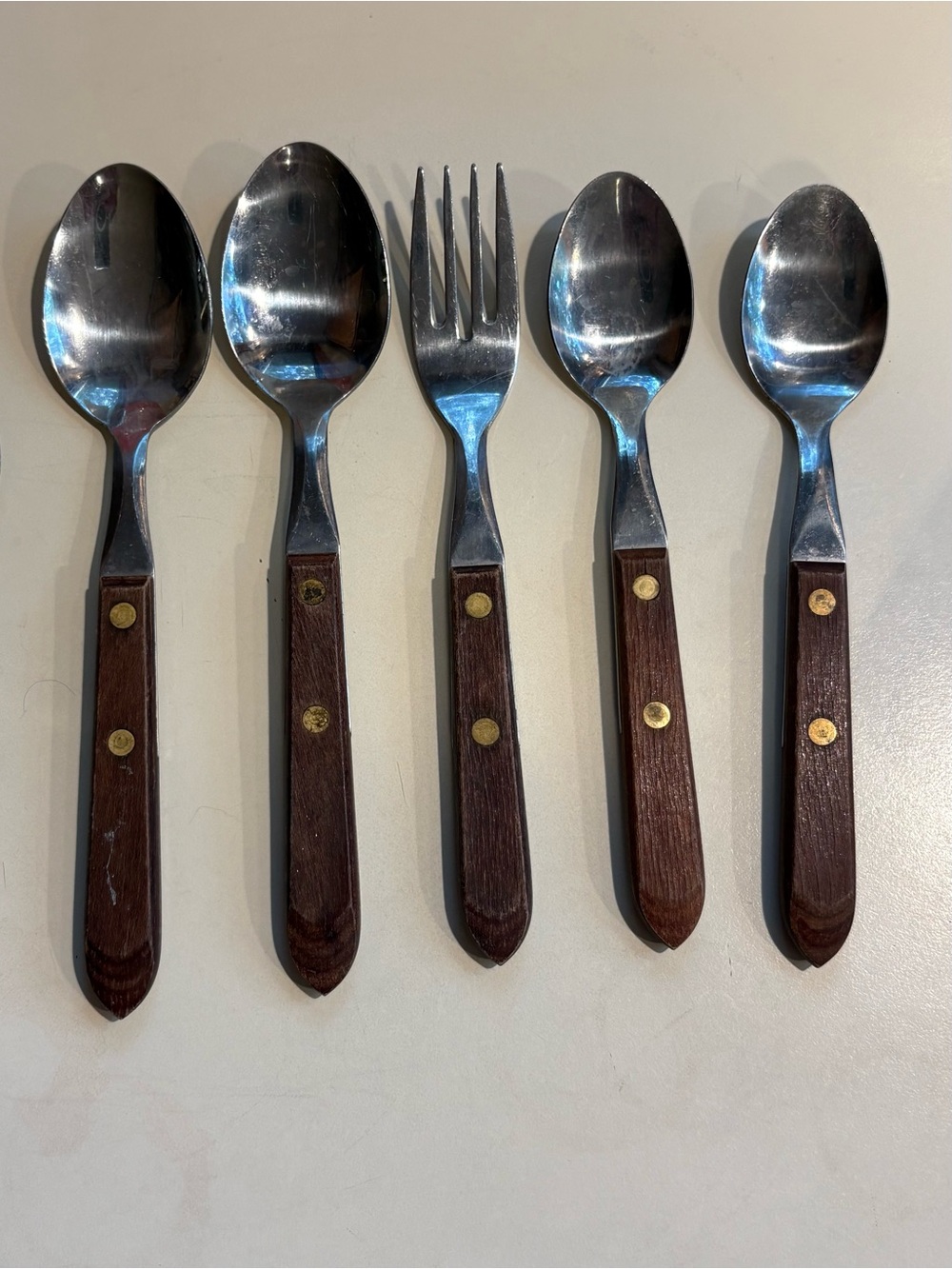 Washington Forge Wood handle Stainless Steel Flatware 5 PC Set